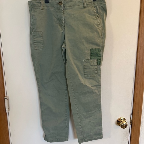 Loft size 10 ladies olive green cropped pants - Picture 6 of 7